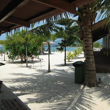 Senari Bay Resort Pantai Cenang  Esterno foto